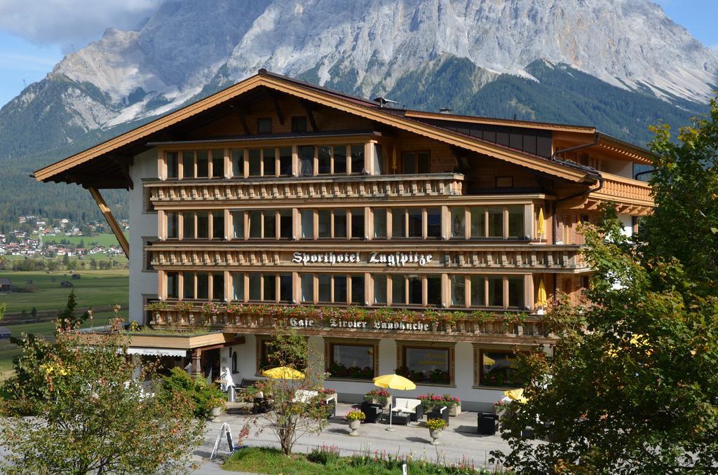 Sporthotel Zugspitze Лермос Экстерьер фото